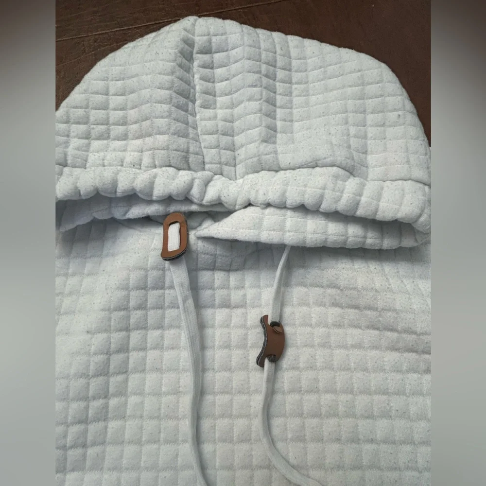 Vogue Men’s White pullover hoodie waffle style size Large Textured Hoodie - Picture 8 of 11
